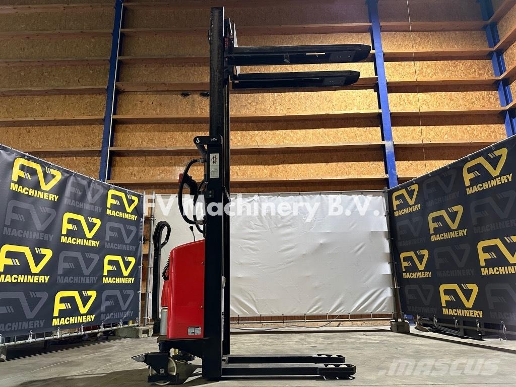 Schefer EHS25 Porta-paletes manuais