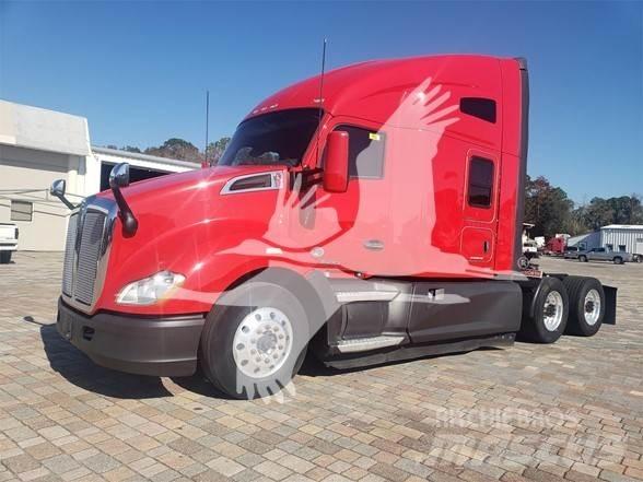 Kenworth T680 Tractores (camiões)