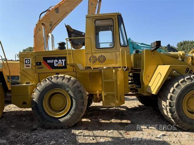 CAT 966 F Pás carregadoras de rodas
