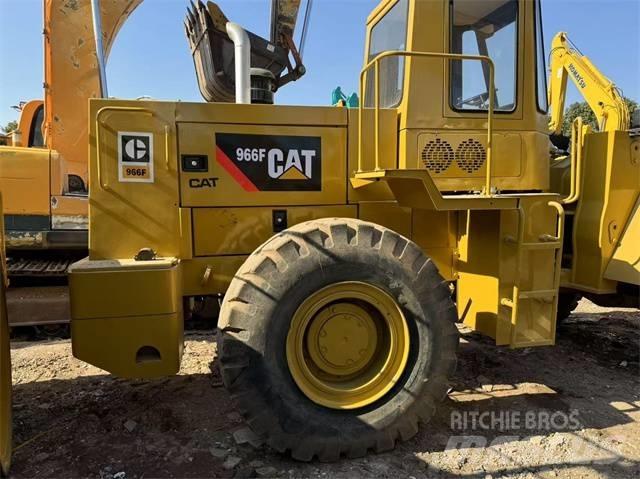 CAT 966 F Pás carregadoras de rodas