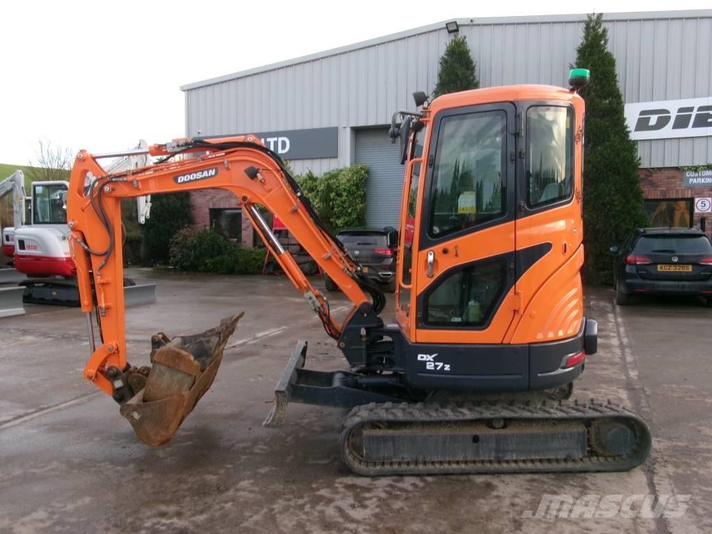 Doosan DX 27 Z Mini Escavadoras <7t