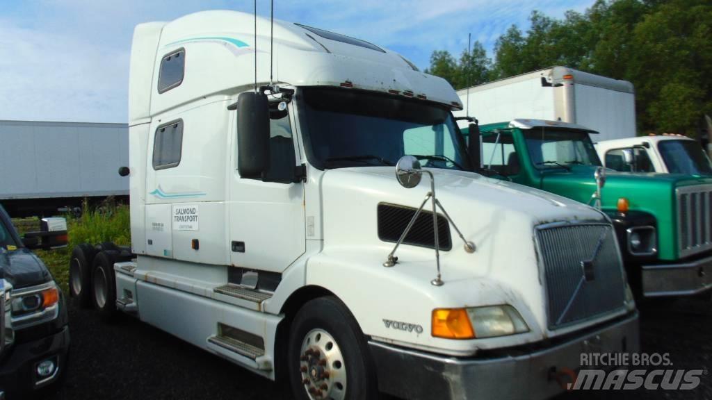 Volvo 780 Camiões de chassis e cabine