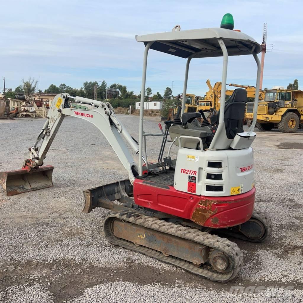 Takeuchi TB 217 R Mini Escavadoras <7t