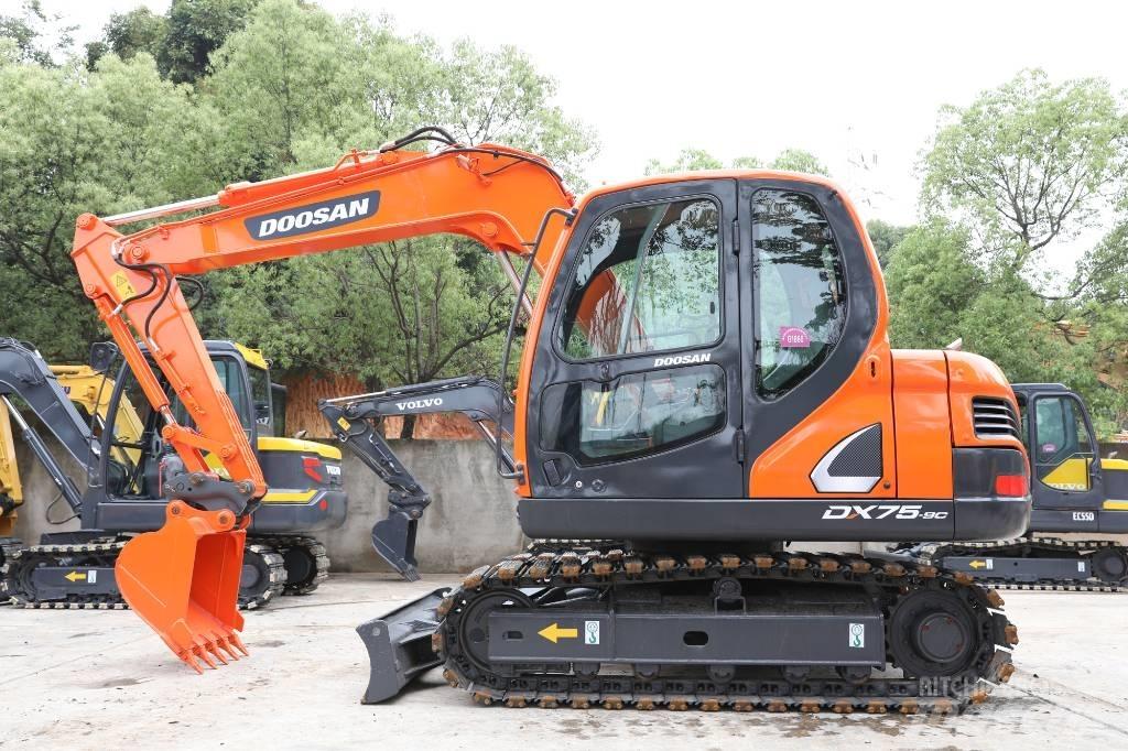 Doosan DX 75-9 C Mini Escavadoras <7t