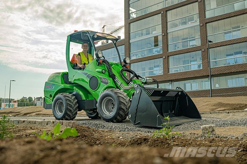 Avant 755i Pás carregadoras de rodas