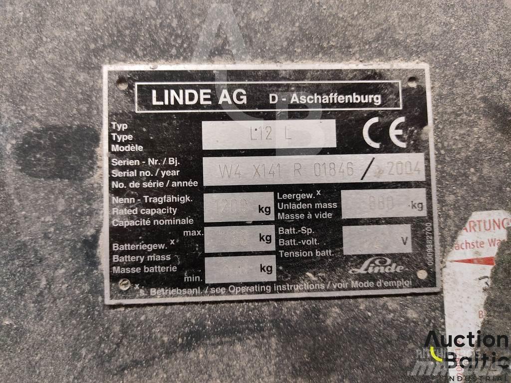 Linde L12 L Empilhador para operador externo