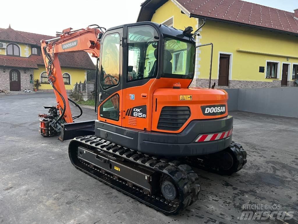 Doosan DX85R-3 Escavadoras Midi 7t - 12t