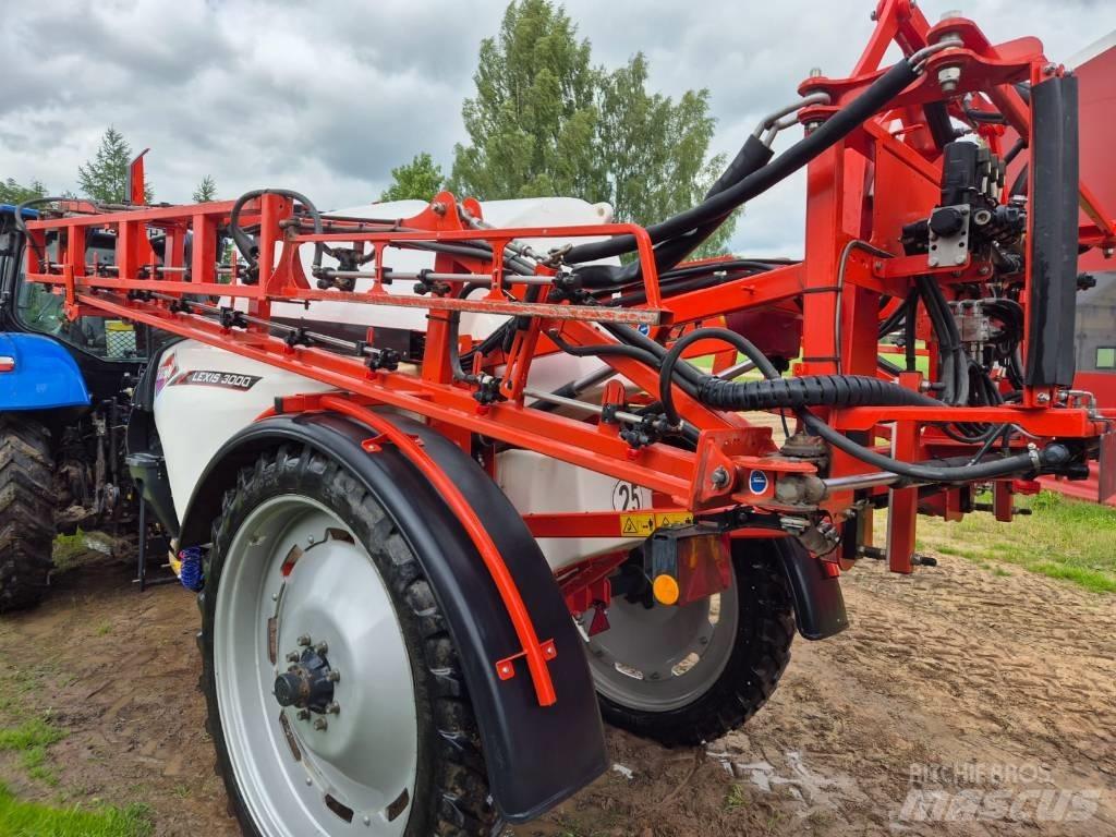 Kuhn Lexis 3000 Pulverizadores rebocados