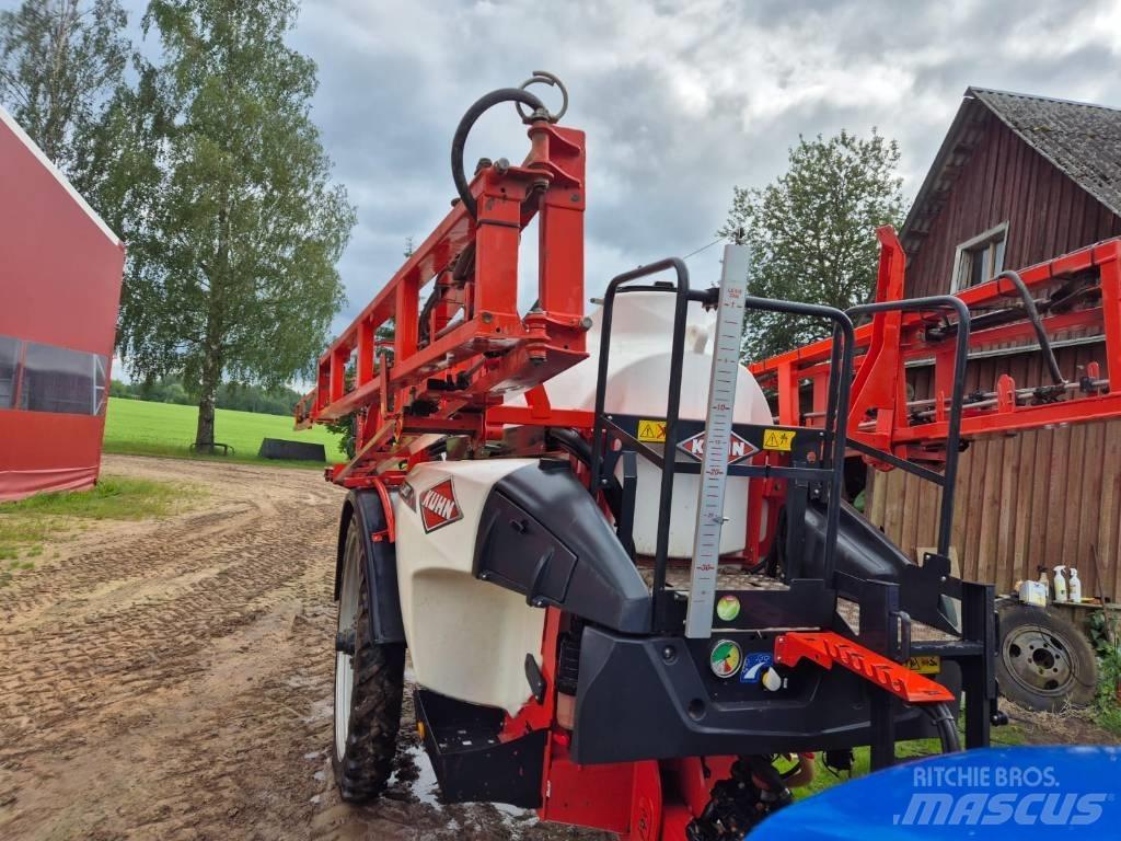 Kuhn Lexis 3000 Pulverizadores rebocados