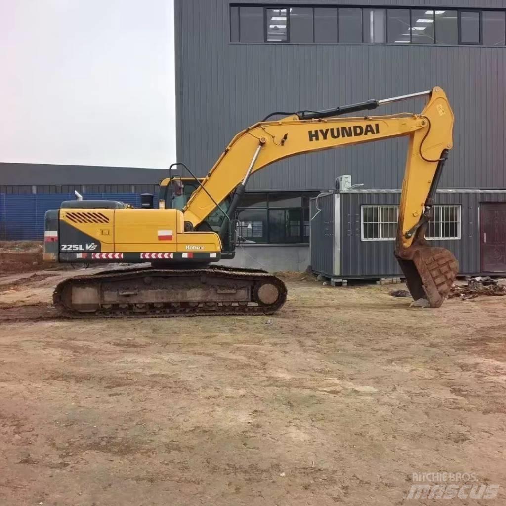 Hyundai R225LVS Escavadoras de rodas