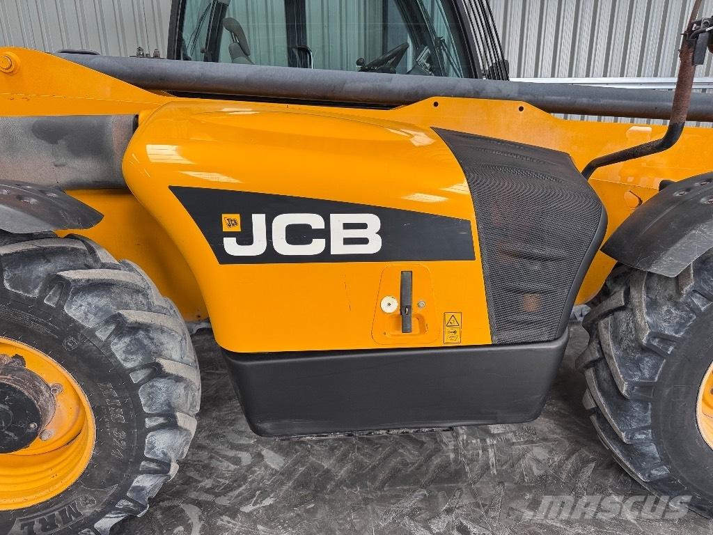 JCB 535-140 Turbo Manipuladores telescópicos