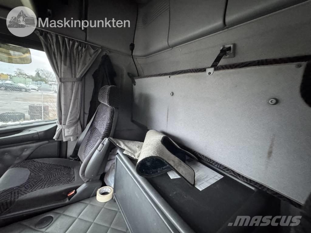 Scania R 124 Camiões de caixa fechada