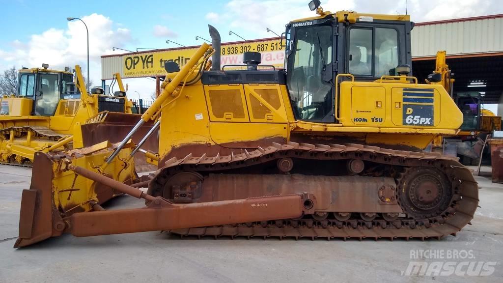 Komatsu D65PX-18 Dozers - Tratores rastos