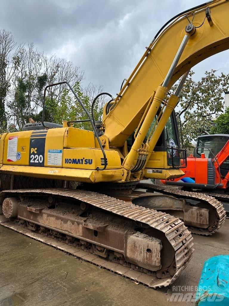 Komatsu PC 220-8 Escavadoras de rastos