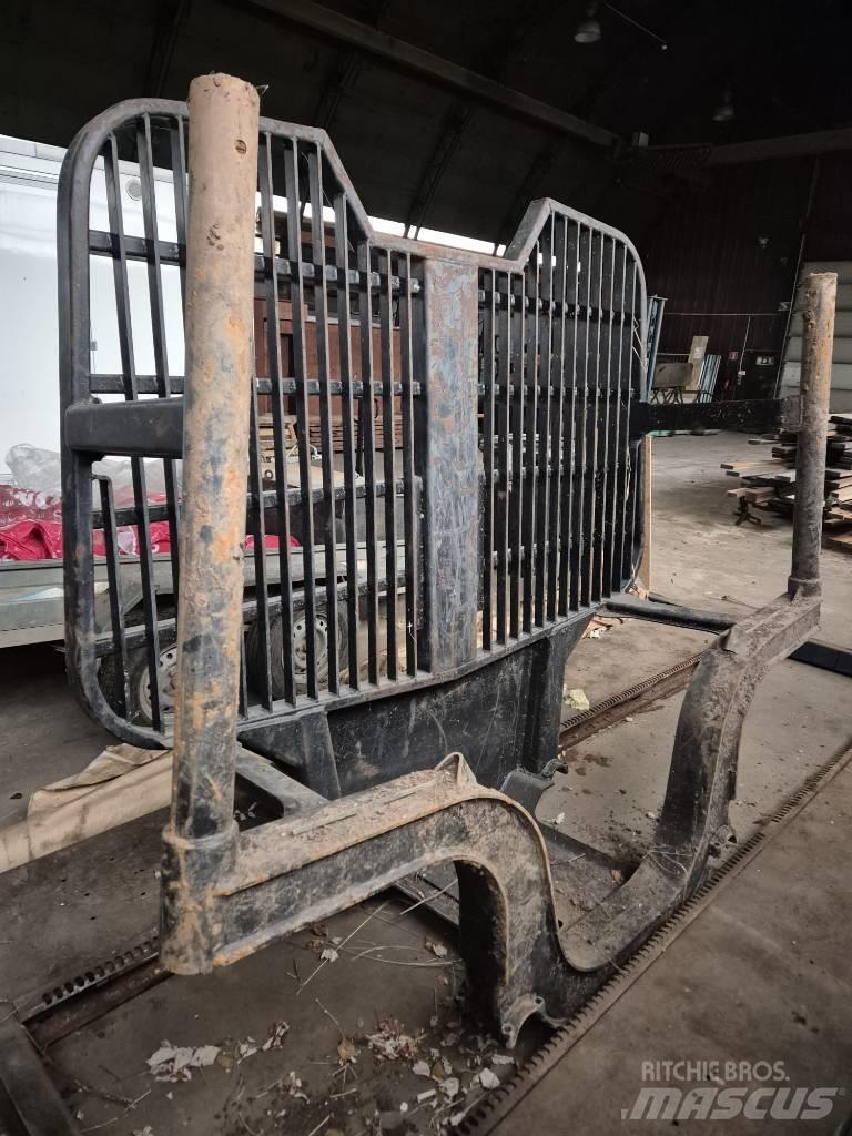 Timberjack 1110 Lanças e braços dippers