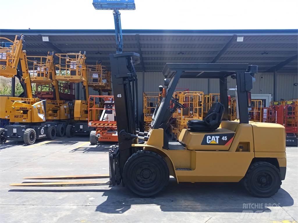 CAT DP45K Empilhadores Diesel