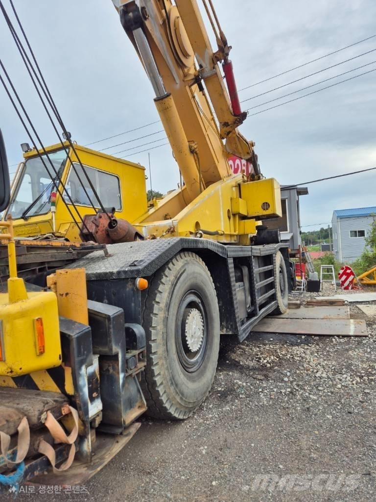 Kato SS 500 Gruas Fora-de-estrada