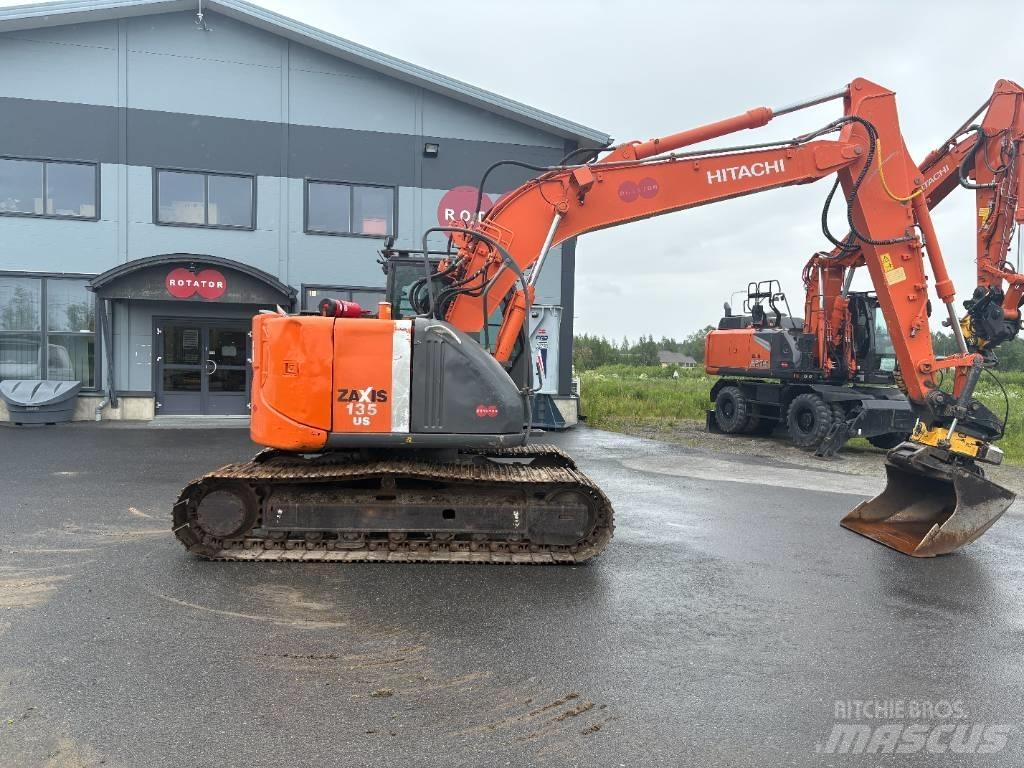 Hitachi ZX135US-3 Escavadoras de rastos