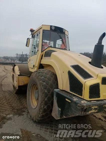Bomag BW 213 D-4 Cilindros Compactadores monocilíndricos