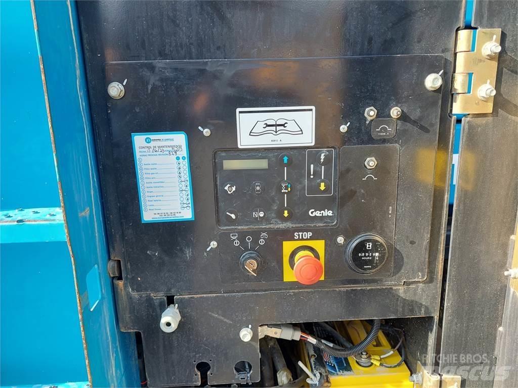 Genie GS4390 Elevadores de tesoura