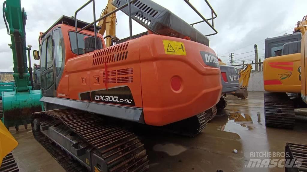 Doosan DX300 LC-9C Escavadoras de rastos