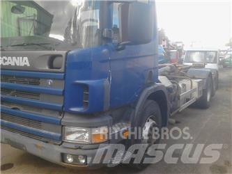 Scania p 124-420 Camiões caixa desmontável com elevador de cabo