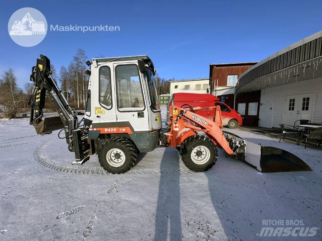 Kubota R 420 Retroescavadoras