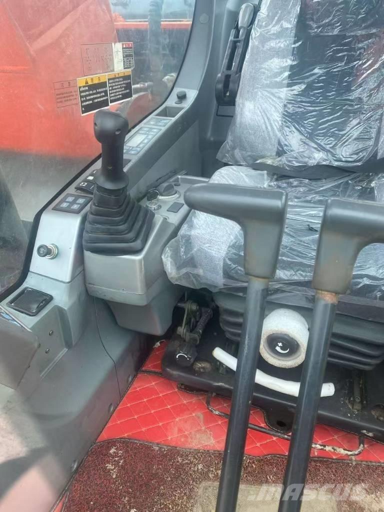 Doosan DX 225 LC Escavadoras de rastos