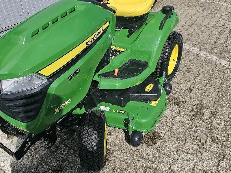 John Deere X590 Gadanheiras