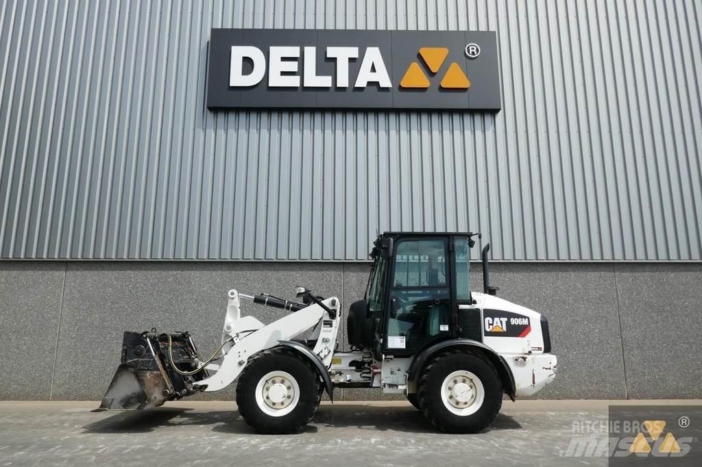 CAT 906M Pás carregadoras de rodas