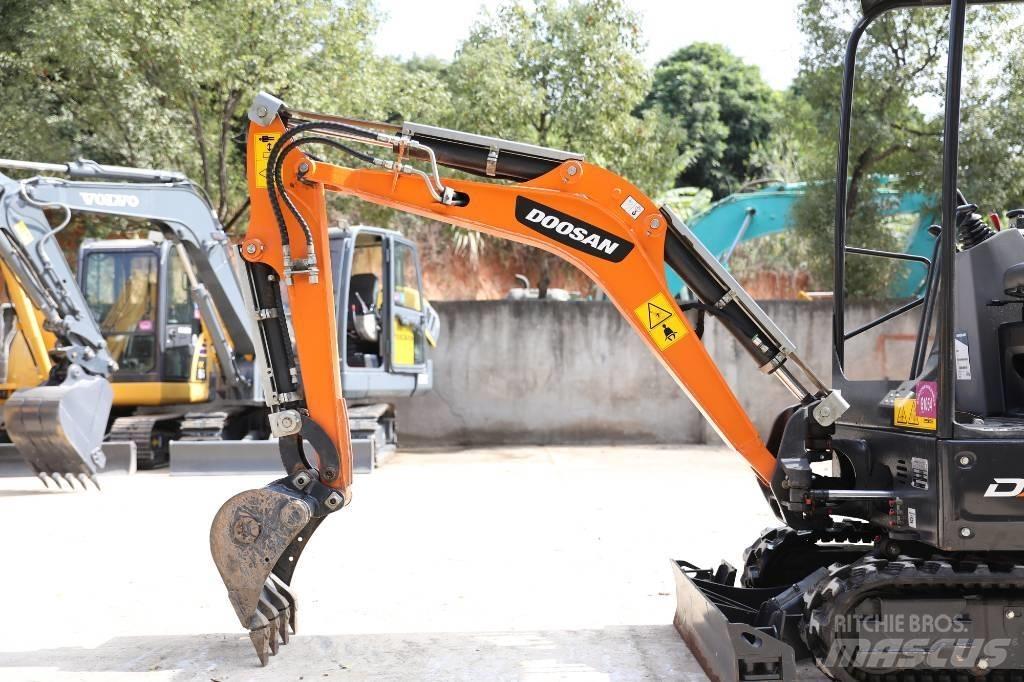 Doosan DX 17 Escavadoras de rastos