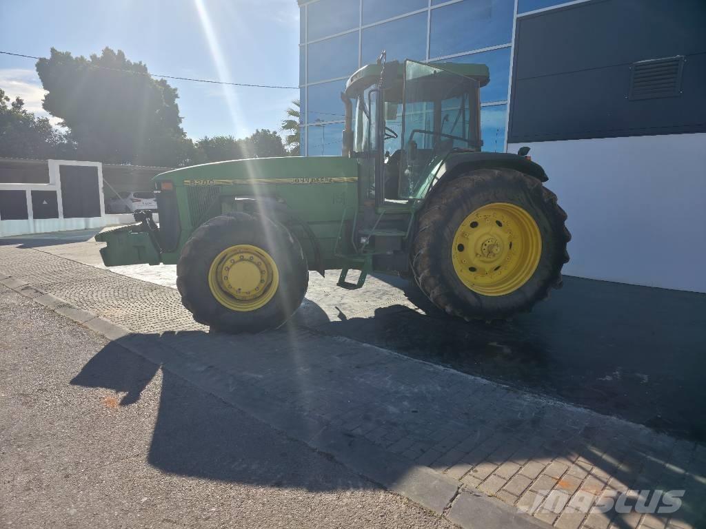 John Deere 8200 Tratores Agrícolas usados