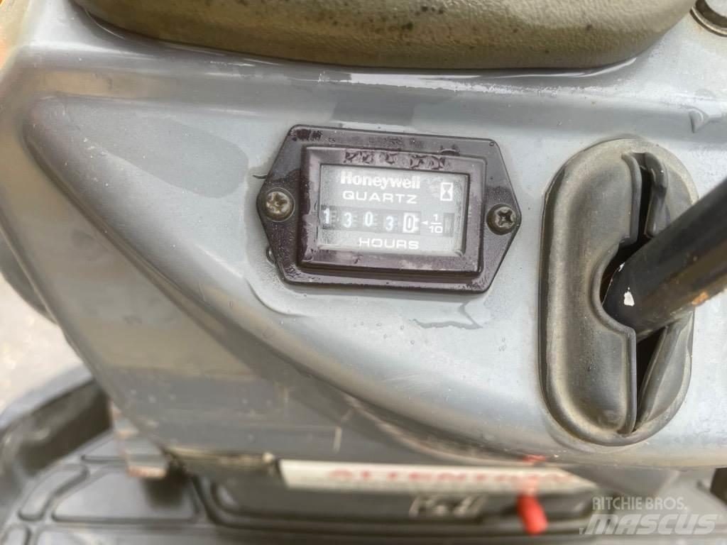 Yanmar SV08 (AH930) Mini Escavadoras <7t