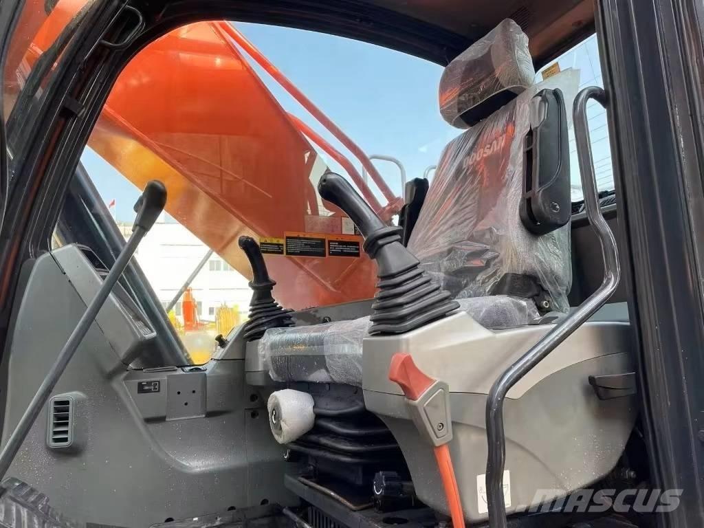 Doosan DX 300 LC - 9 C Mini Escavadoras <7t