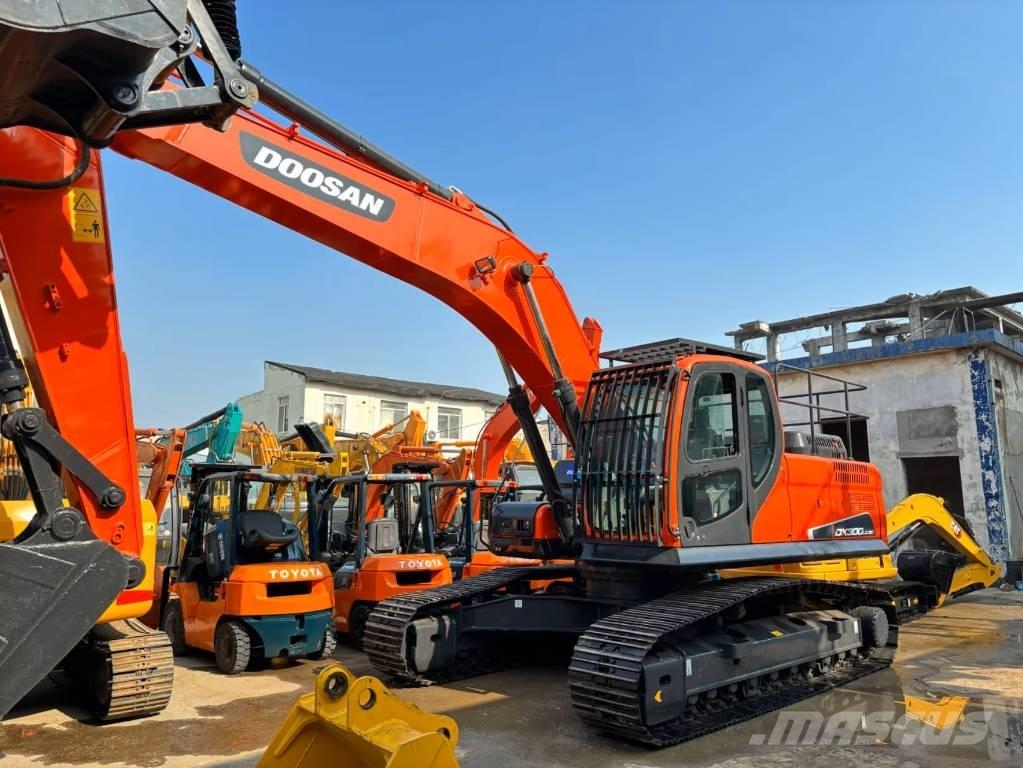 Doosan DX 300 LC - 9 C Mini Escavadoras <7t