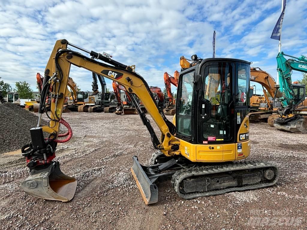 CAT 303.5 E CR Mini Escavadoras <7t