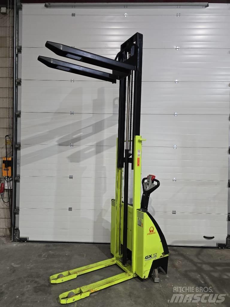 Pramax GX 12/29 Empilhador para operador externo