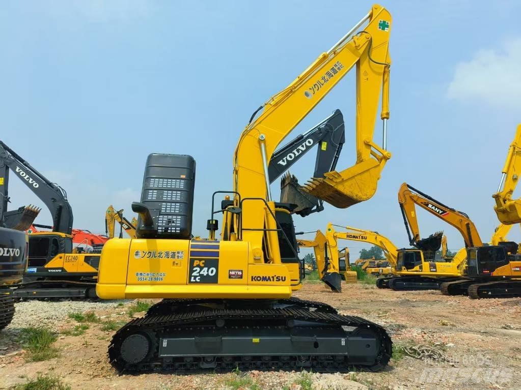 Komatsu PC 240-8 Escavadoras Midi 7t - 12t