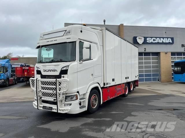 Scania S 650 Camiões de caixa fechada