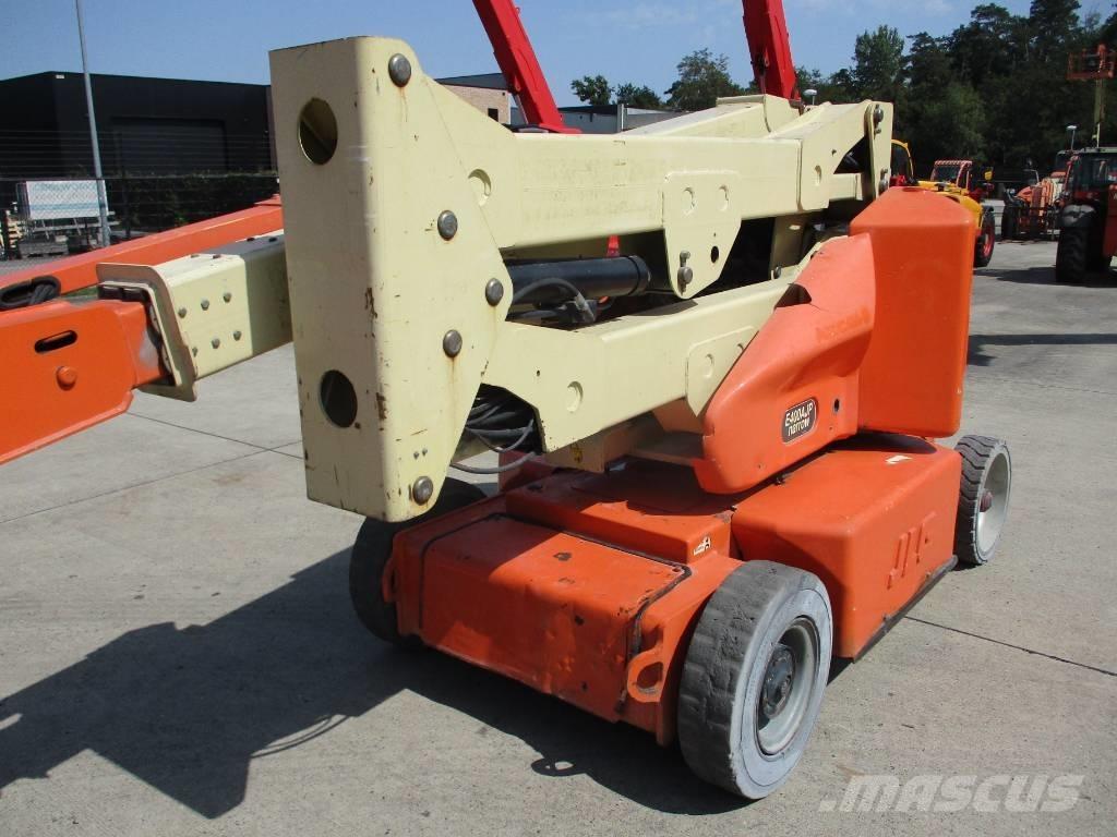 JLG E 400 AJPN (687) Plataformas de braço compactas auto-propulsão