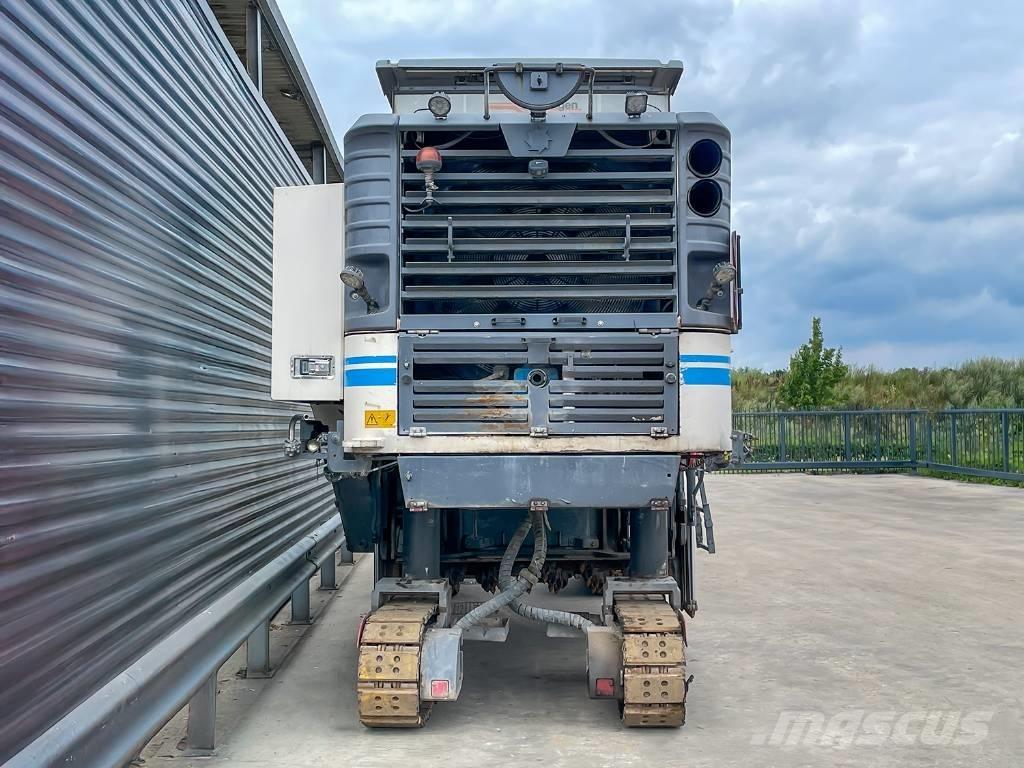 Wirtgen W 210 Fresadoras de asfalto