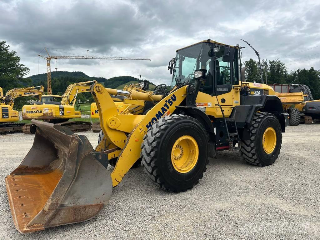 Komatsu WA 320-7 Pás carregadoras de rodas