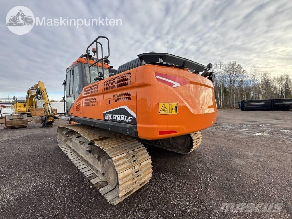 Doosan DX 300 LC Escavadoras de rastos