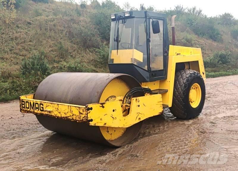 Bomag BW213 D Cilindros Compactadores monocilíndricos
