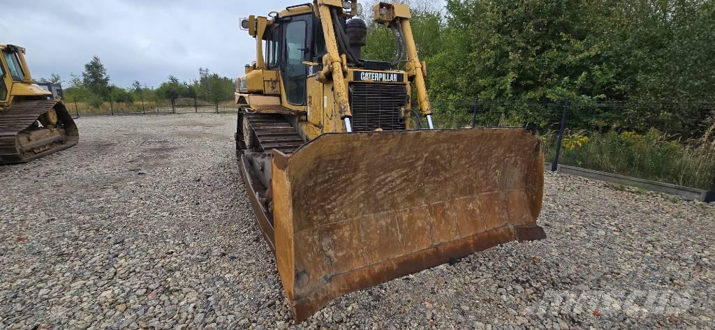 CAT D 6 R XL II Dozers - Tratores rastos