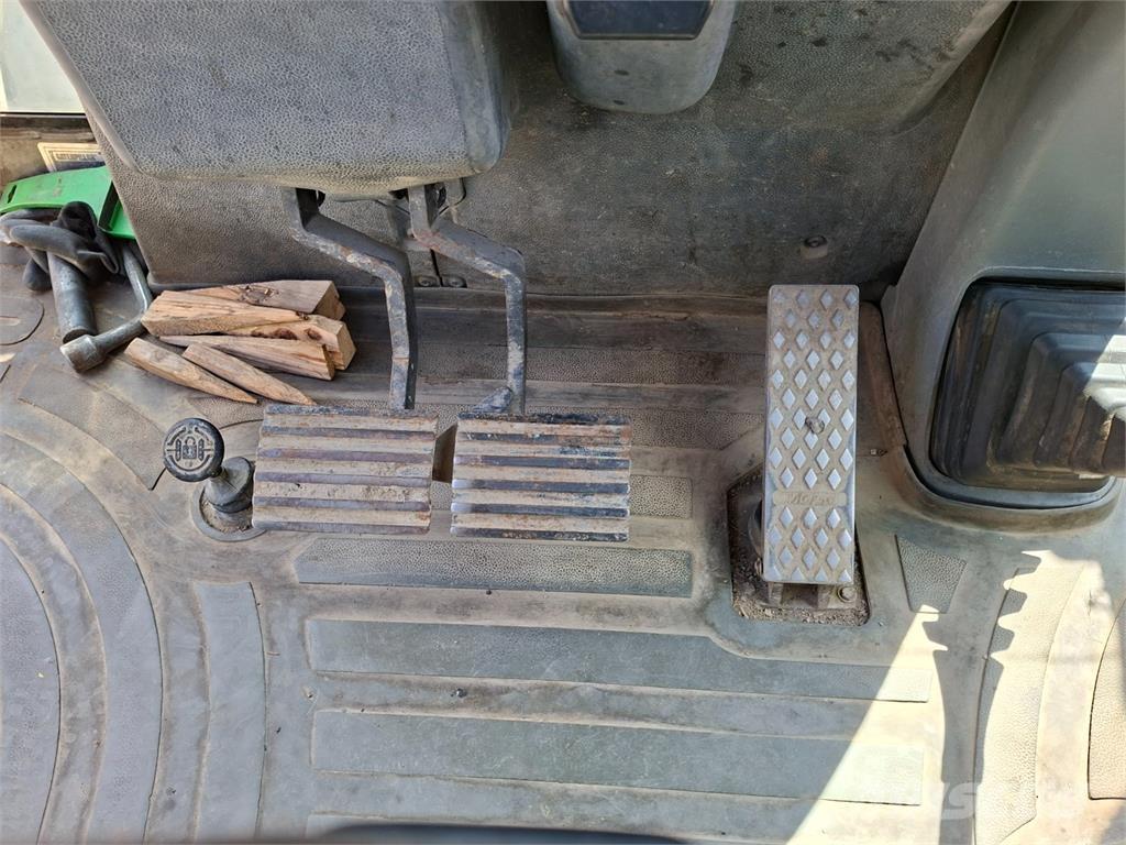 CAT 428D 4X4 Construção - Outros
