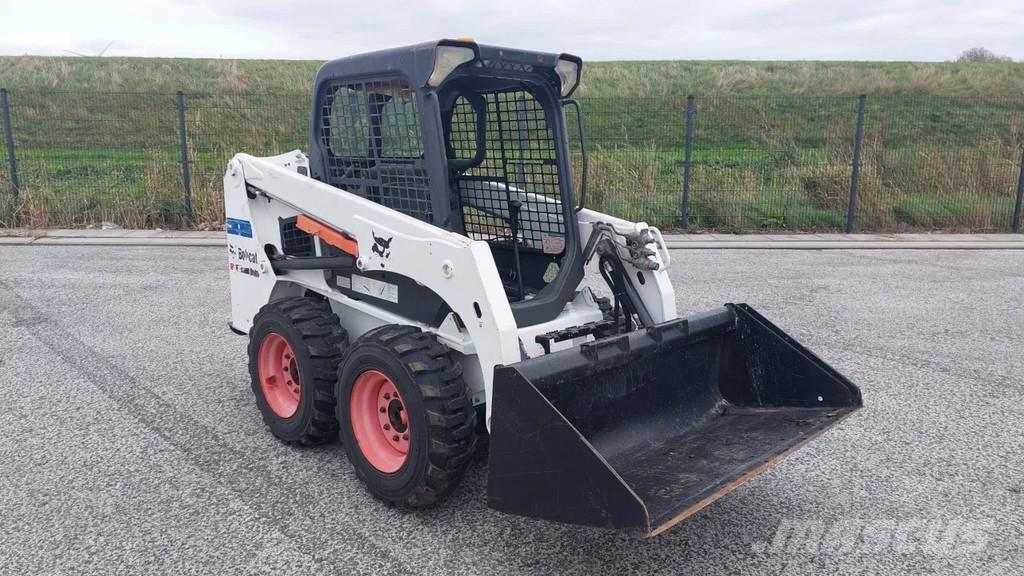 Bobcat S450 Pás carregadoras de rodas