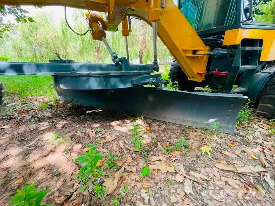 XCMG GR1803 Motoniveladoras