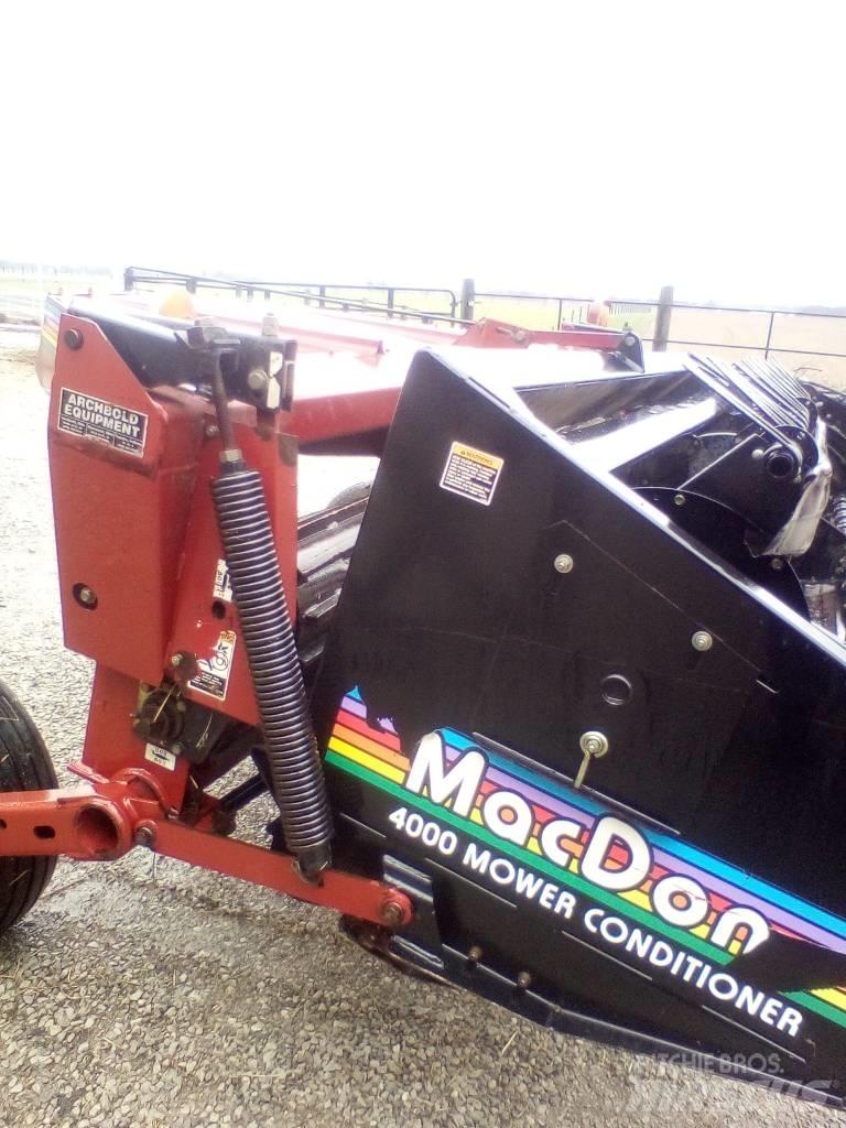 MacDon 4000 Haybine Construção - Outros
