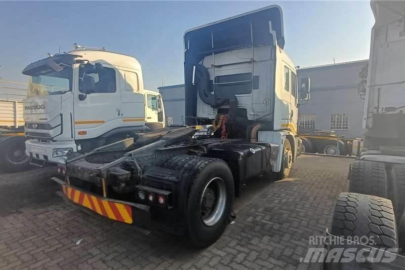 Tata PRIMA 4X2 Outros Camiões